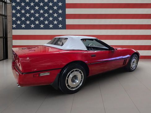 Used 1987 Chevrolet Corvette Convertible image 8