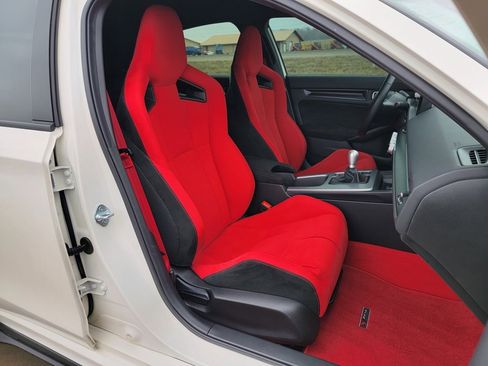 Certified 2024 Honda Civic Type R image 10