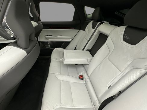 Used 2025 Polestar Polestar 3 image 18