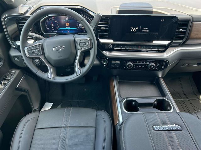New 2026 Chevrolet Silverado 2500 High Country w/ Midnight Edition AWD/4WD image 15