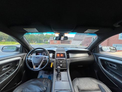 Used 2013 Ford Taurus SEL image 14