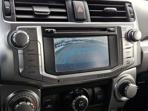 Used 2017 Toyota 4Runner SR5 image 18