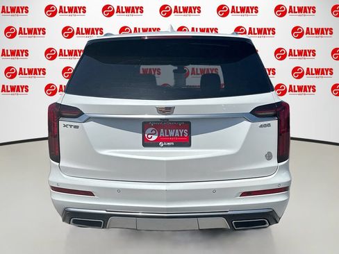 Used 2023 Cadillac XT6 Premium Luxury FWD image 7