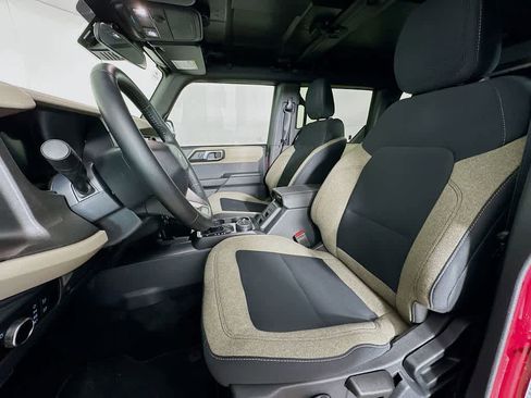 Used 2025 Ford Bronco Big Bend image 12