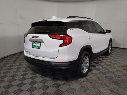 Used 2020 GMC Terrain SLE w/ Driver Convenience Package FWD image 9