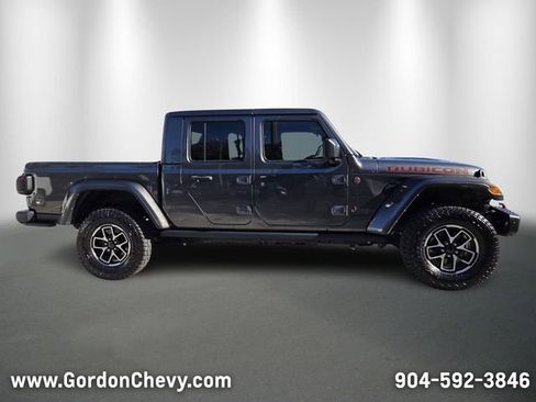 Used 2024 Jeep Gladiator Rubicon image 7