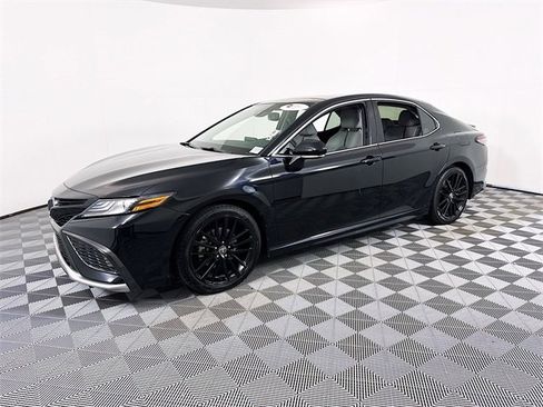 Certified 2022 Toyota Camry XSE image 3