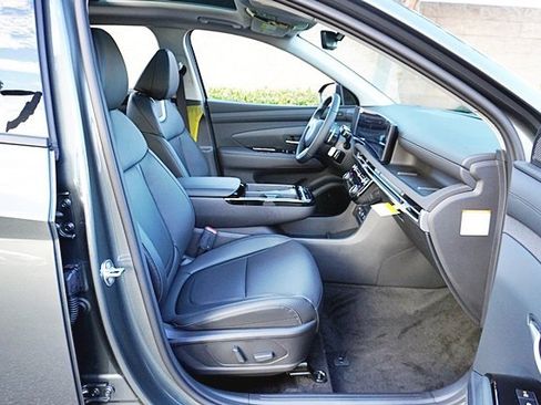 New 2026 Hyundai Tucson Limited image 15
