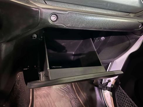 Used 2022 Jeep Gladiator Sport AWD/4WD image 31