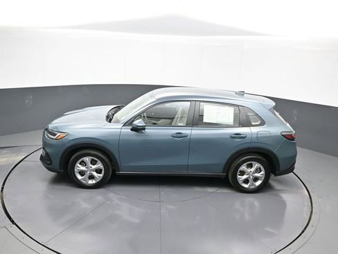 Certified 2023 Honda HR-V LX image 39