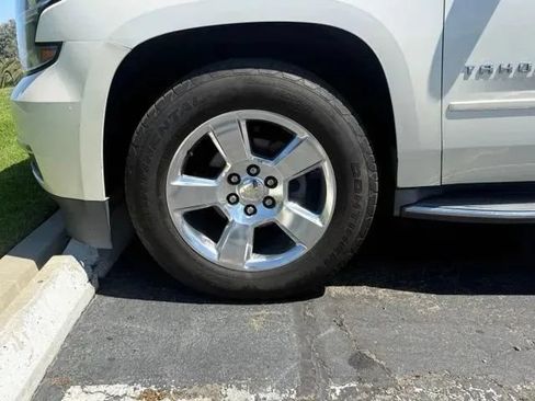 Used 2015 Chevrolet Tahoe LTZ RWD image 37