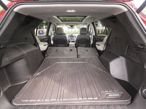 Used 2020 Chevrolet Equinox Premier FWD image 30