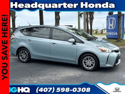Used 2017 Toyota Prius V Four FWD image 1