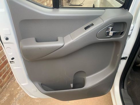 Used 2021 Nissan Frontier S image 19