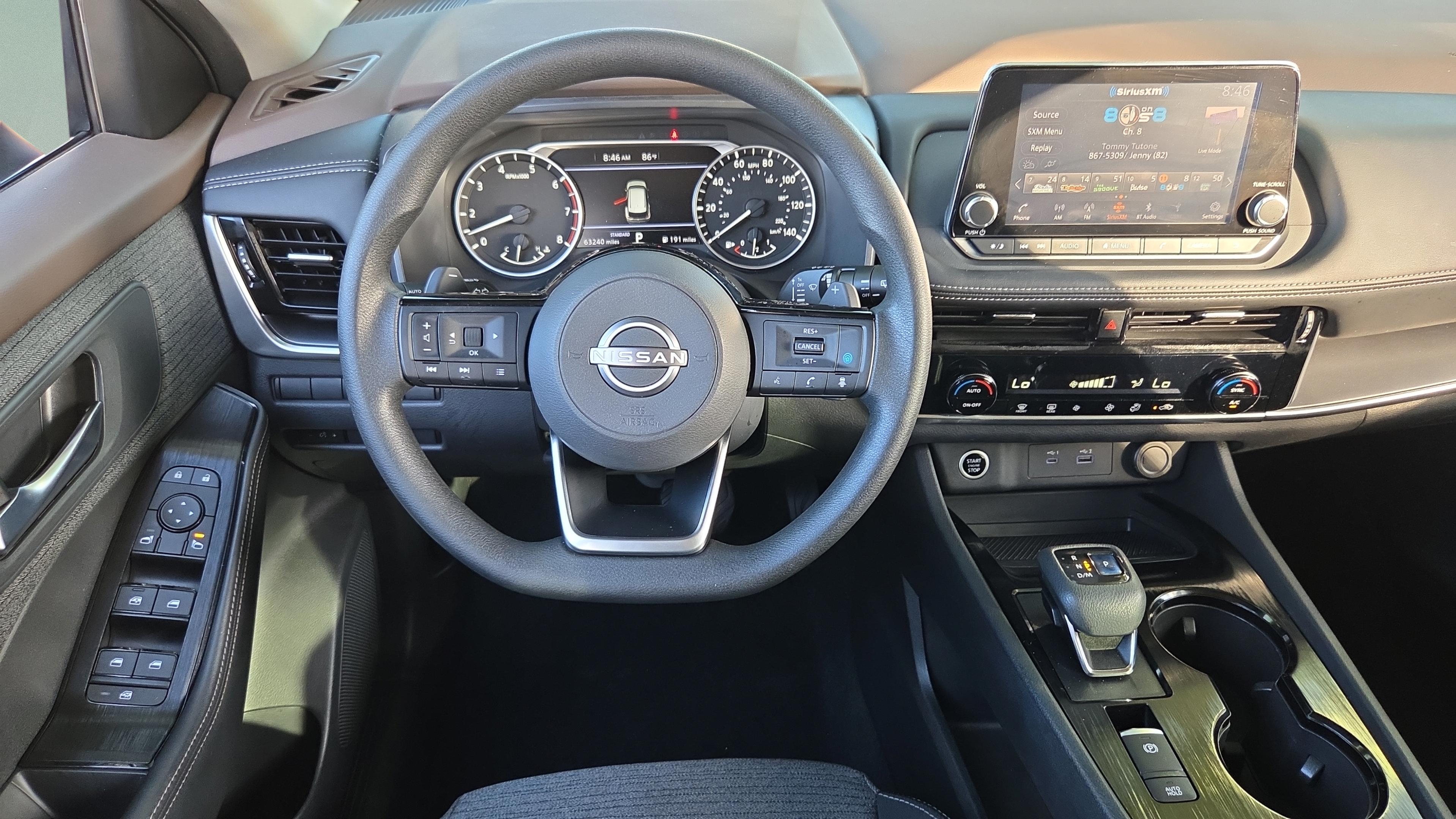 Used 2022 Nissan Rogue SV FWD image 11