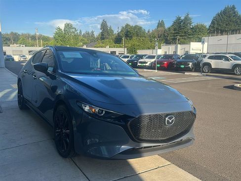 Used 2023 MAZDA MAZDA3 s AWD/4WD image 21