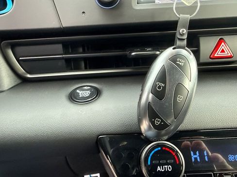 New 2026 Hyundai Elantra Sport image 30