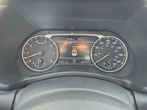 Used 2025 Nissan Sentra SV image 24