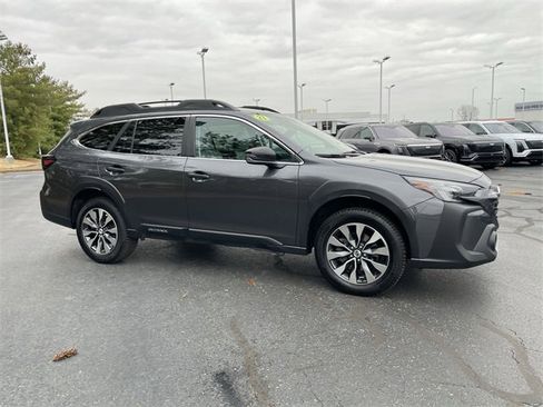 Used 2023 Subaru Outback Limited image 6