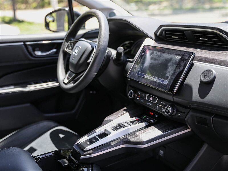 Used 2019 Honda Clarity Plug-In Hybrid image 23