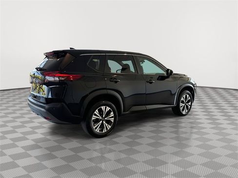 Used 2023 Nissan Rogue SV image 12