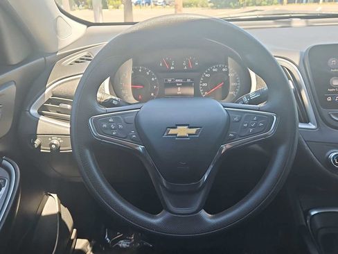 Used 2023 Chevrolet Malibu LT FWD image 11