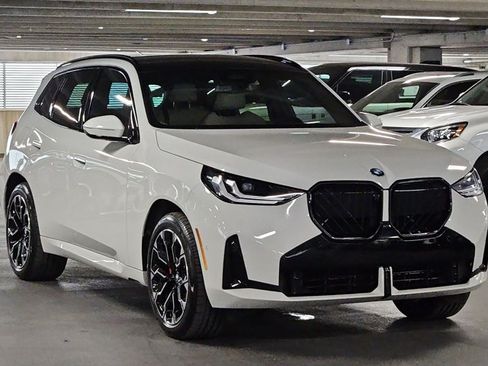 Used 2026 BMW X3 xDrive30i w/ Premium Package AWD/4WD image 3