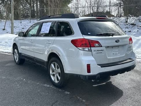 Used 2014 Subaru Outback 2.5i Limited image 20
