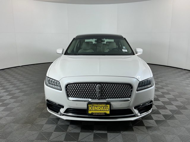Used 2017 Lincoln Continental Reserve w/ Luxury Package AWD/4WD image 2