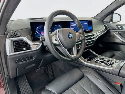 Used 2025 BMW X7 xDrive40i image 9