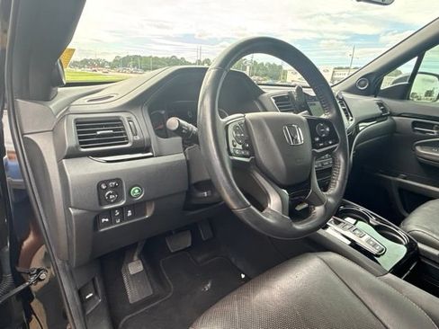 Used 2022 Honda Pilot Black Edition image 14