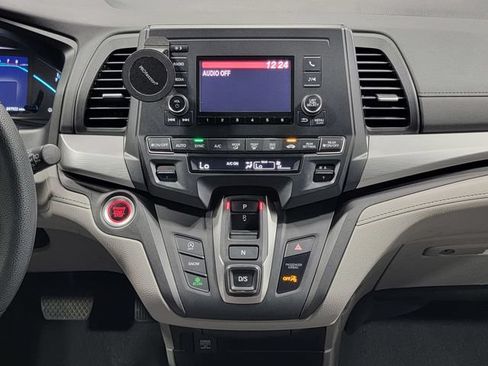 Used 2020 Honda Odyssey LX image 18