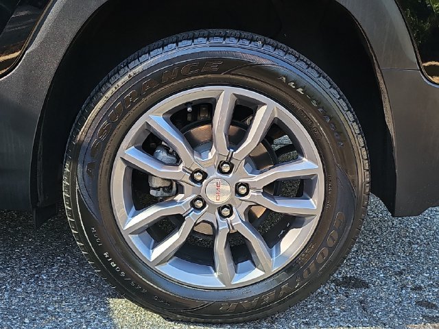 Used 2024 GMC Terrain SLT AWD/4WD image 22