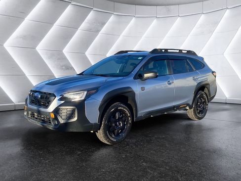 Used 2024 Subaru Outback Wilderness image 3