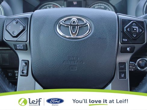 Used 2023 Toyota Tacoma TRD Off-Road image 18