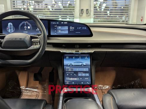 Used 2025 Lucid Air Touring AWD/4WD image 23
