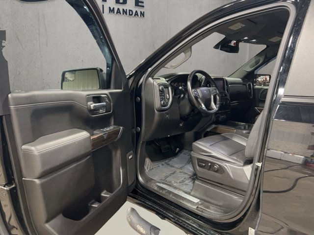 Used 2022 Chevrolet Silverado 1500 RST w/ Redline Edition AWD/4WD image 17