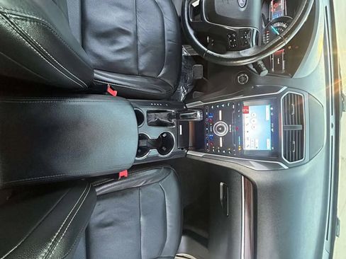 Used 2017 Ford Explorer Limited w/ Equipment Group 301A image 29