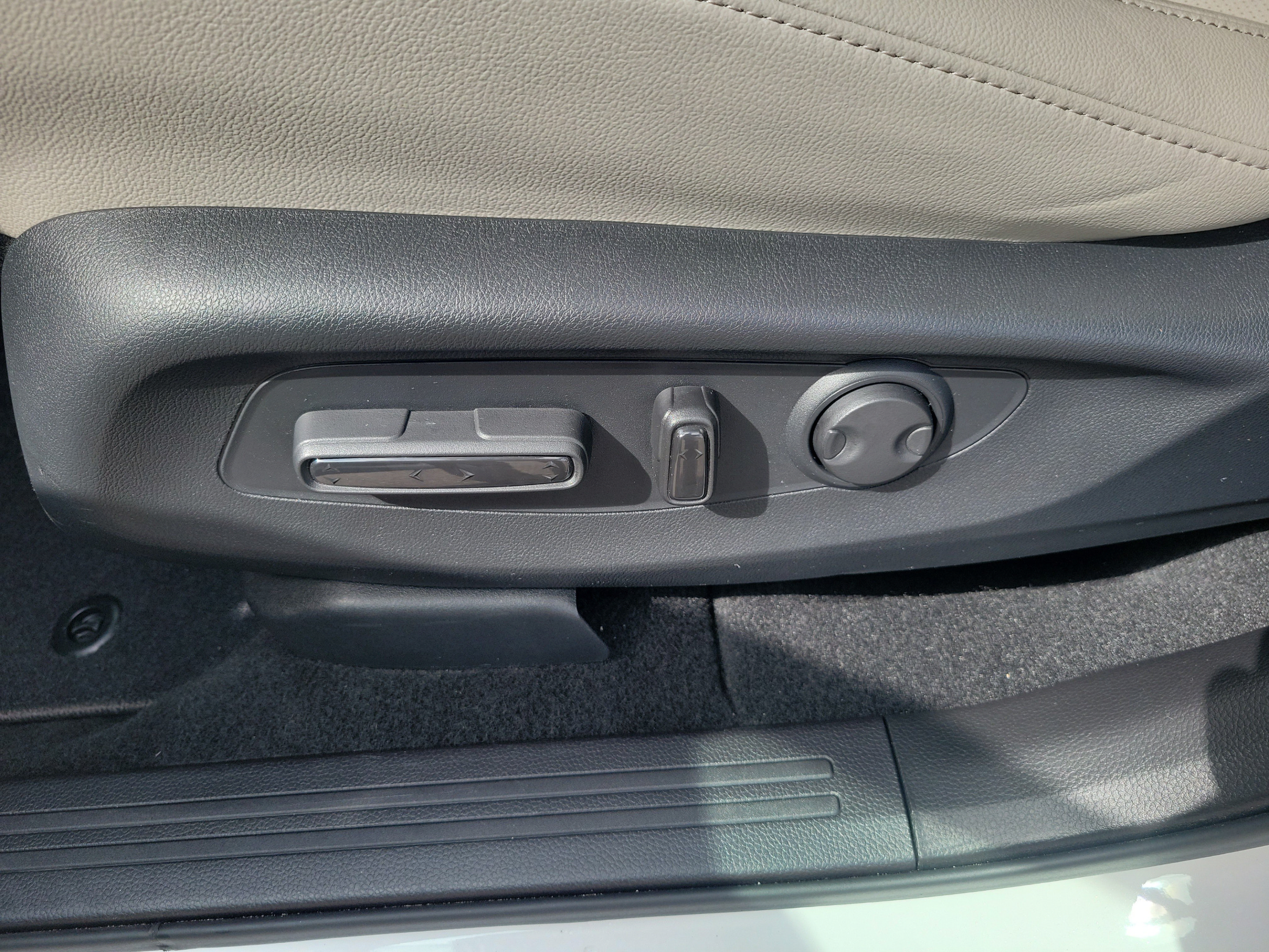 Used 2026 Honda CR-V EX-L image 27