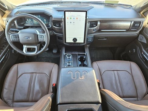 Used 2022 Ford Expedition Max King Ranch image 9