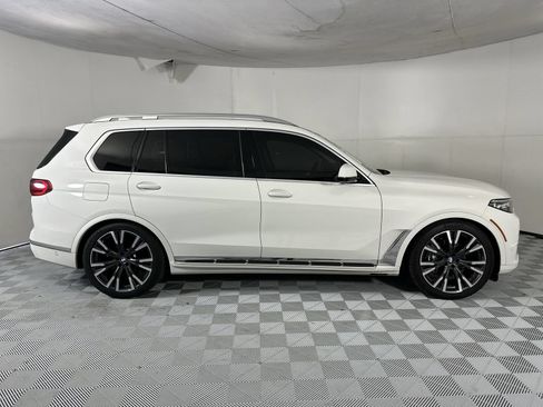 Used 2021 BMW X7 xDrive40i w/ Executive Package AWD/4WD image 9