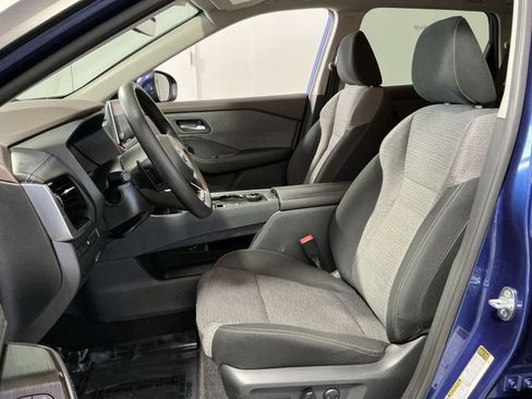 Used 2022 Nissan Rogue SV image 21