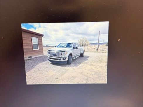 Used 2022 Ford F350 Lariat w/ Lariat Ultimate Package image 3