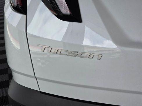 Used 2026 Hyundai Tucson Limited AWD/4WD image 13