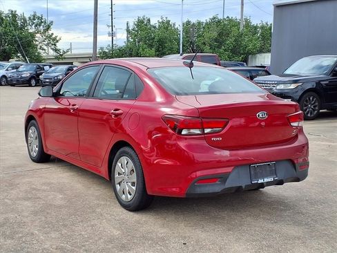 Used 2018 Kia Rio S FWD image 2