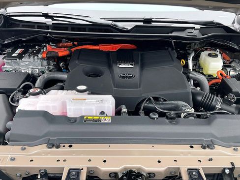 New 2026 Toyota Tundra Platinum AWD/4WD image 14