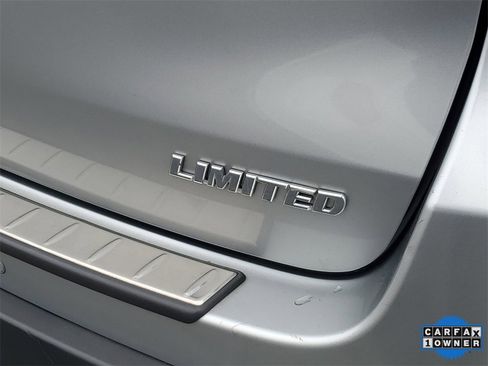 Used 2017 Toyota Highlander Limited image 8