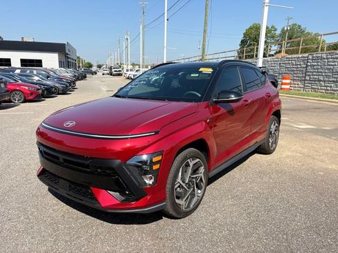 Used 2025 Hyundai Kona N Line AWD/4WD image 2