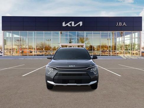 New 2026 Kia Niro EX FWD image 2