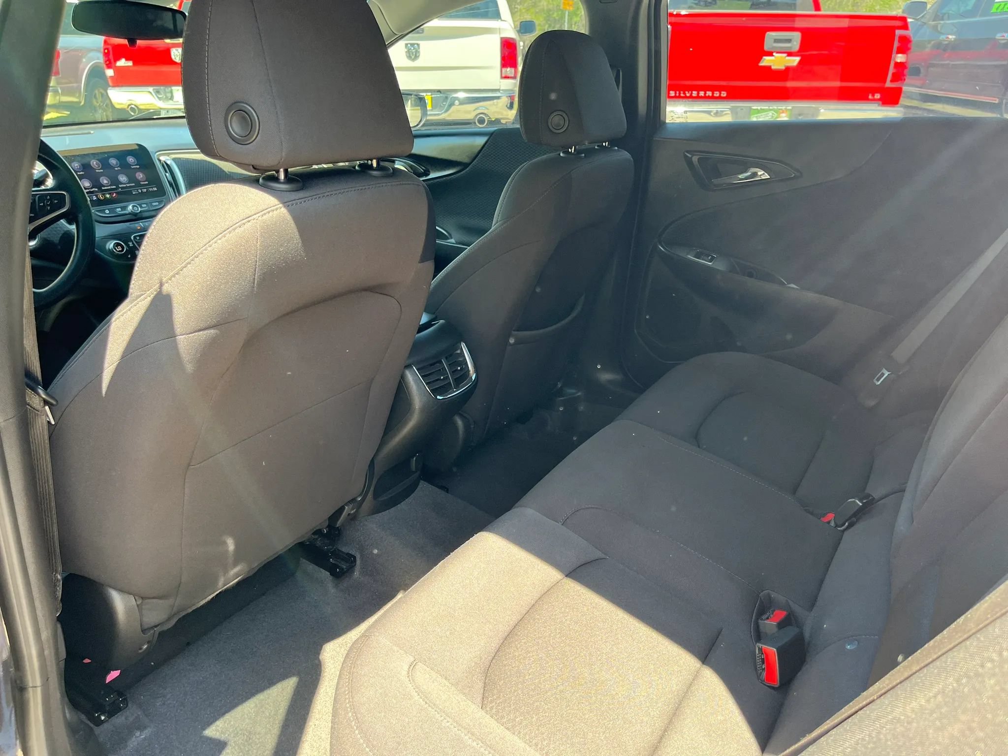Used 2023 Chevrolet Malibu LT FWD image 23